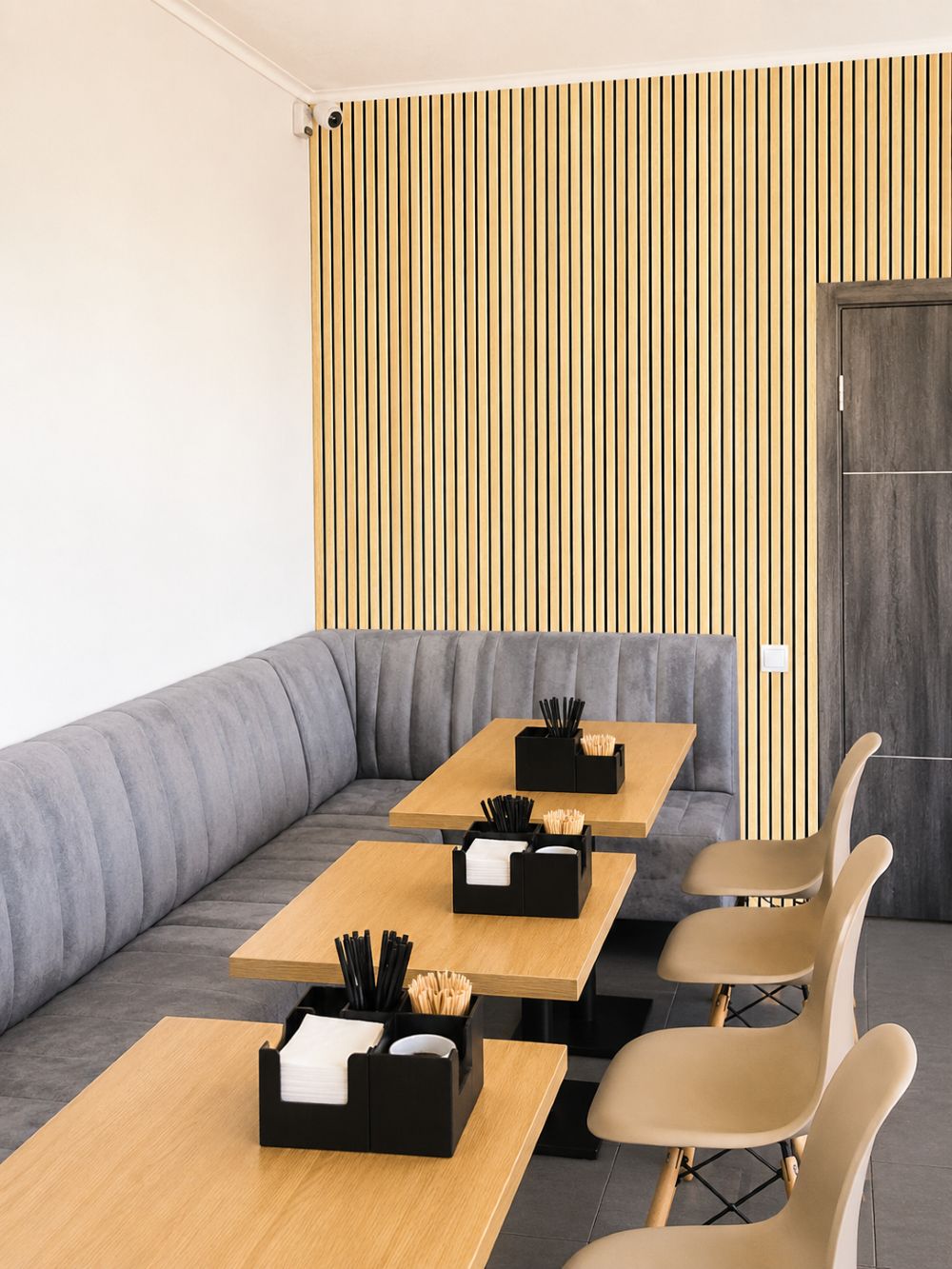 Hush™ 9' White Oak Acoustic Slat Wood Wall Panels (Box of 2 pcs.)